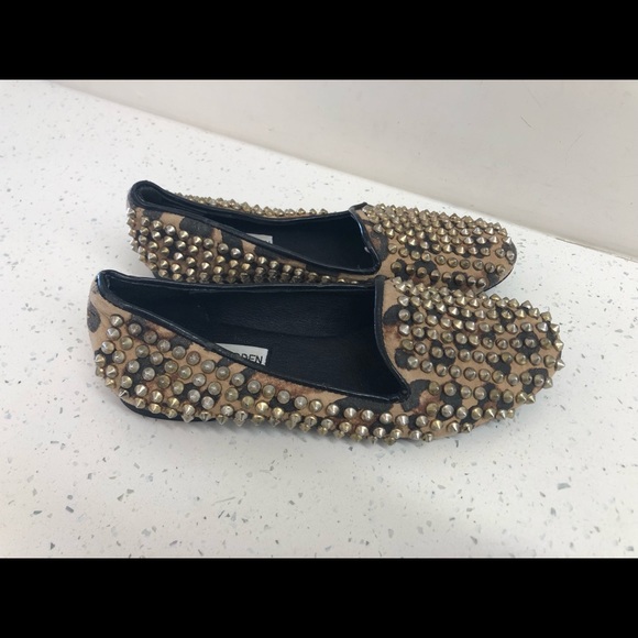 Steve Madden leopard print spikes flats size womens 6 - Picture 2 of 8